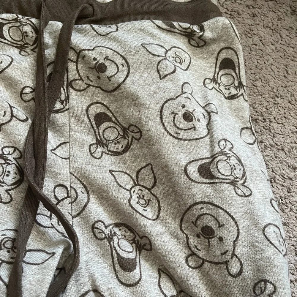 Disney Winnie The Pooh Pajama Set - Picture 5 of 12